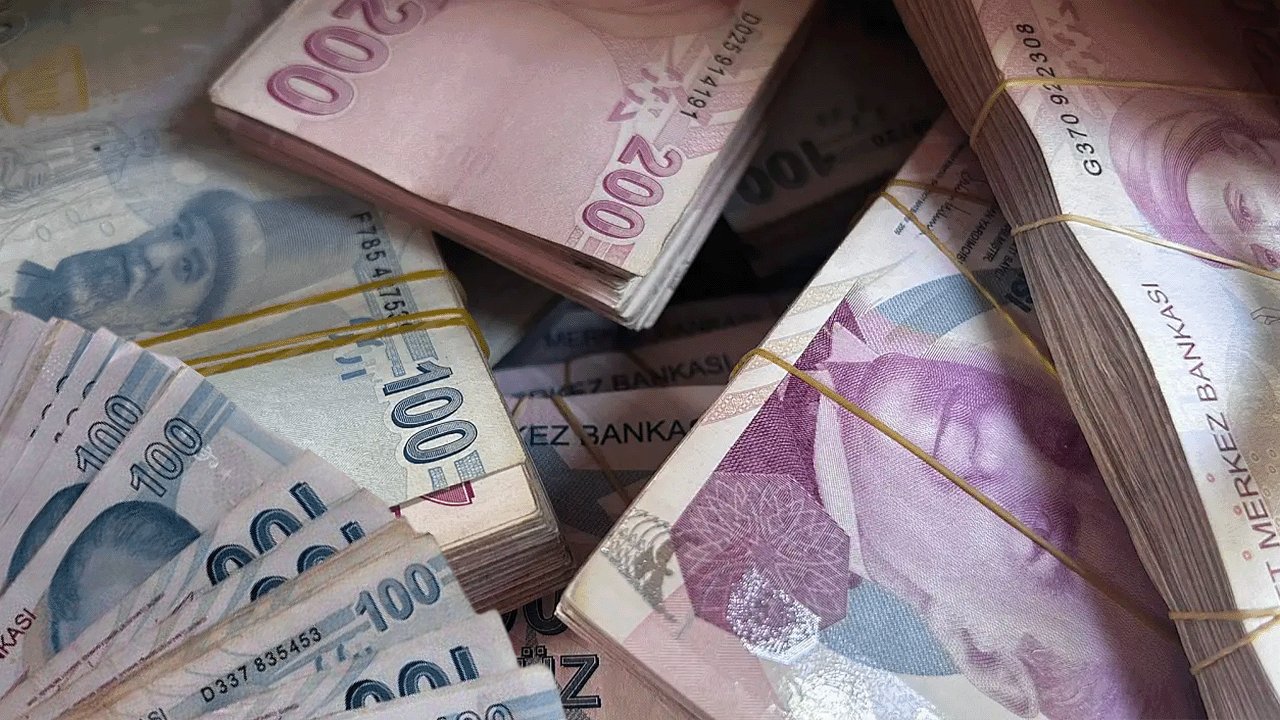 Bankalar Bugün güncelledi! Emekliye Ek Ödeme 30 Bin TL'ye yükseldi