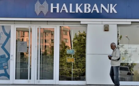 Devlet faizi ödüyor! Halkbank’tan bu yaş altına 300 bin TL kredi desteği